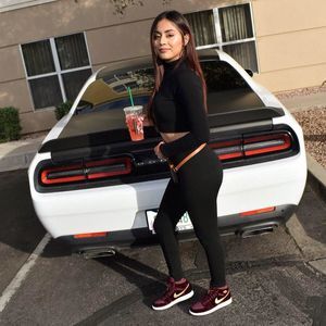 Meet your Posher, Dalia